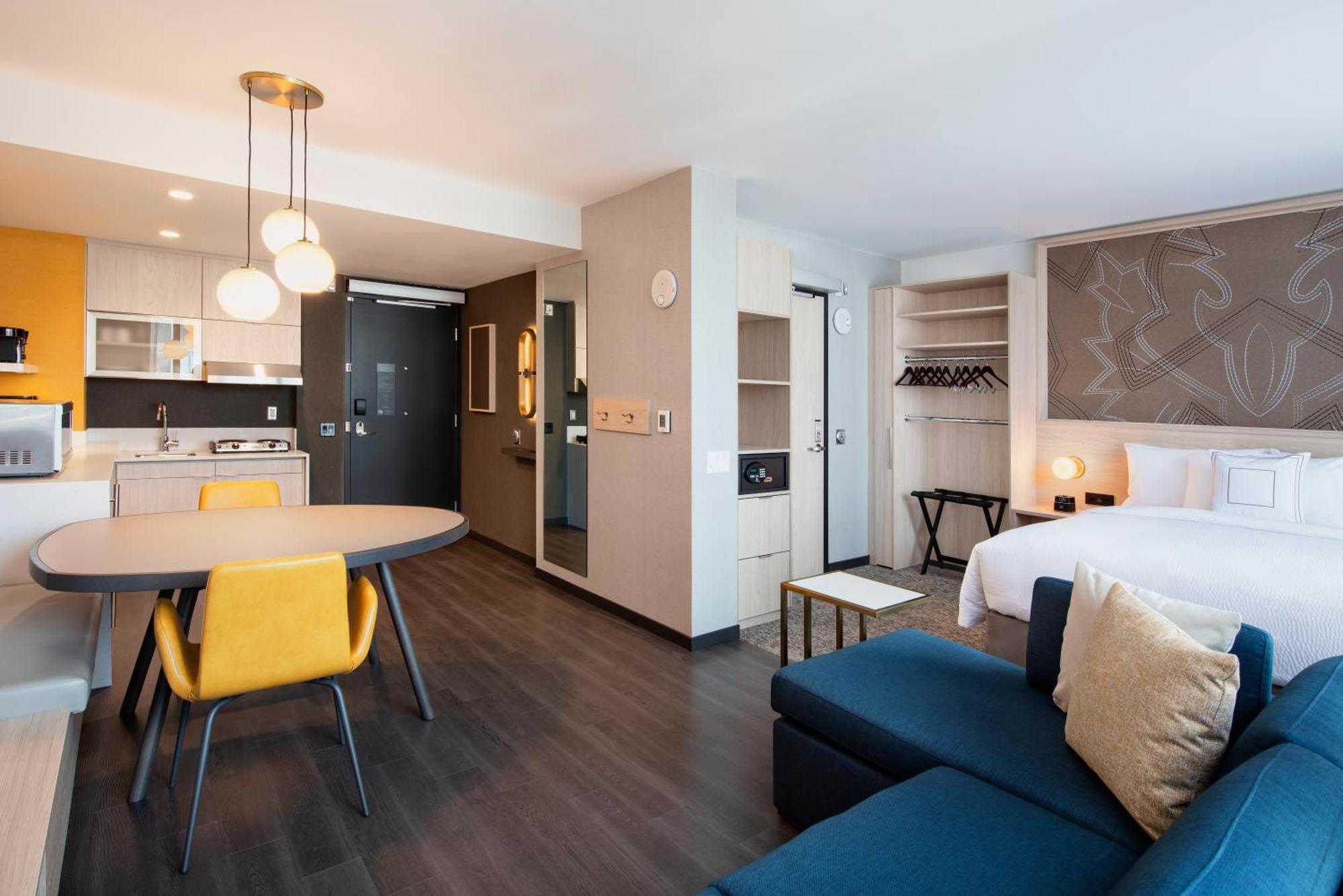 Residence Inn By Marriott Calgary Downtown/Beltline District Esterno foto