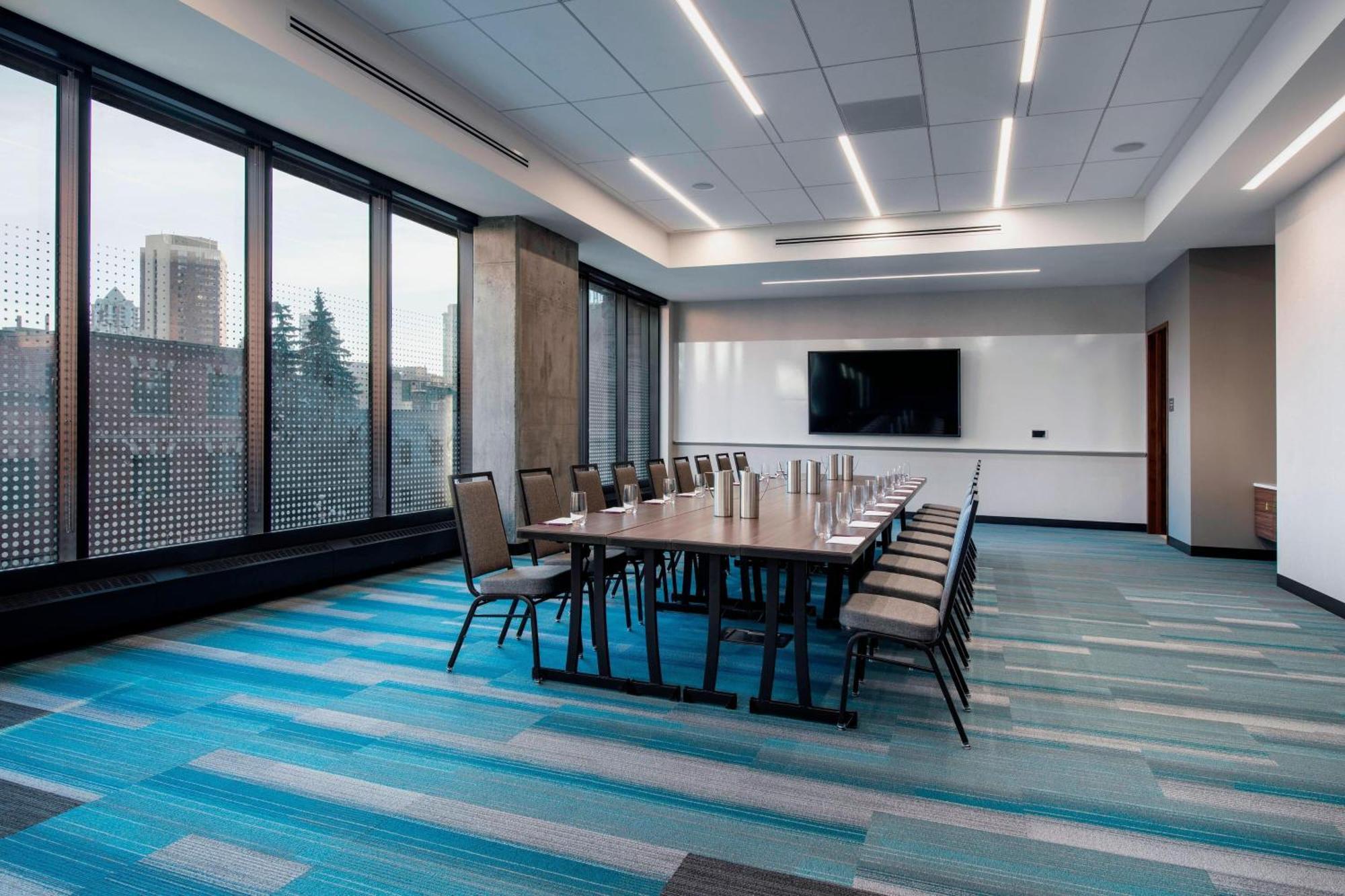 Residence Inn By Marriott Calgary Downtown/Beltline District Esterno foto