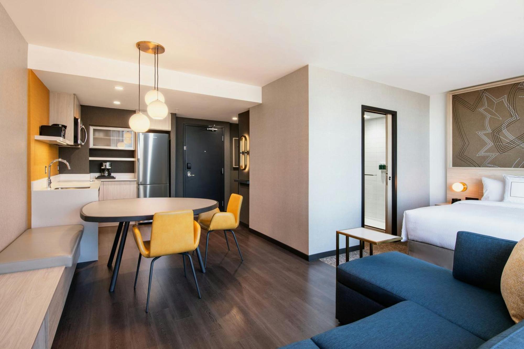 Residence Inn By Marriott Calgary Downtown/Beltline District Esterno foto